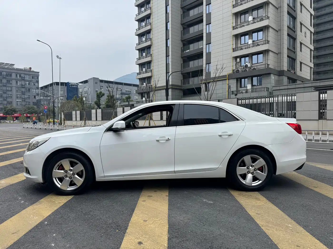 Chevrolet Malibu 2013 1.6T Automatic Luxury фото 4