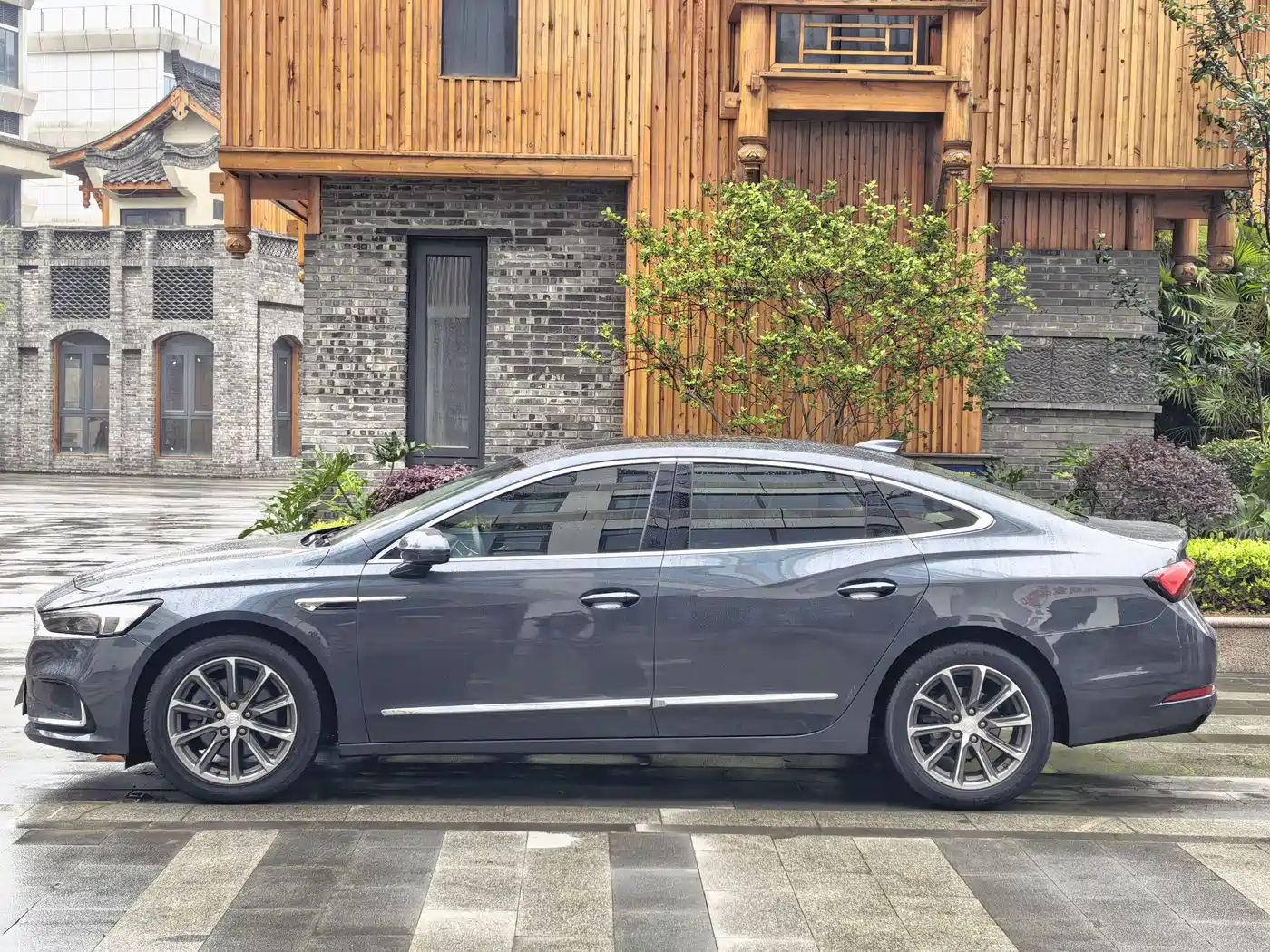Buick LaCrosse 2019 28T Luxury Edition фото 3