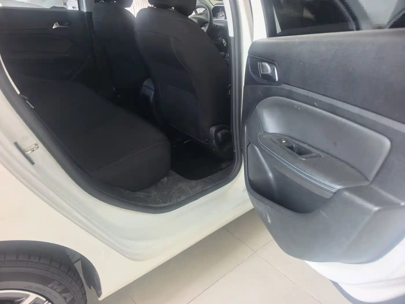 Peugeot 308 2018 2018 1.6L Manual Fashion Edition