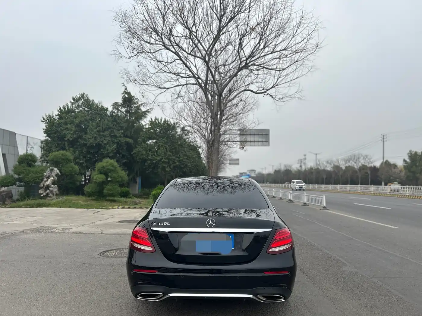 Mercedes-Benz E-Class 2020 Model E 260 L Sport фото 4