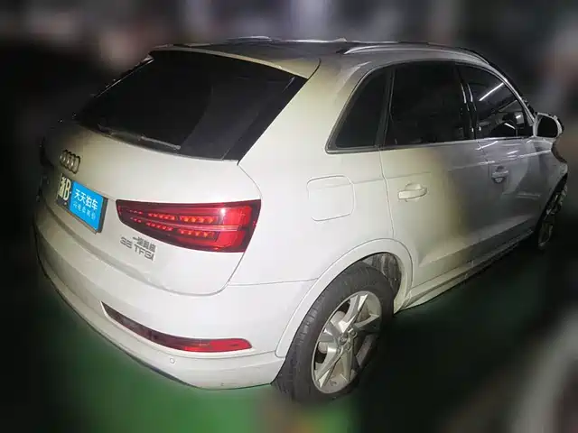 Audi Q3 2018 30th Anniversary Edition 35 TFSI Fashion — фото 5