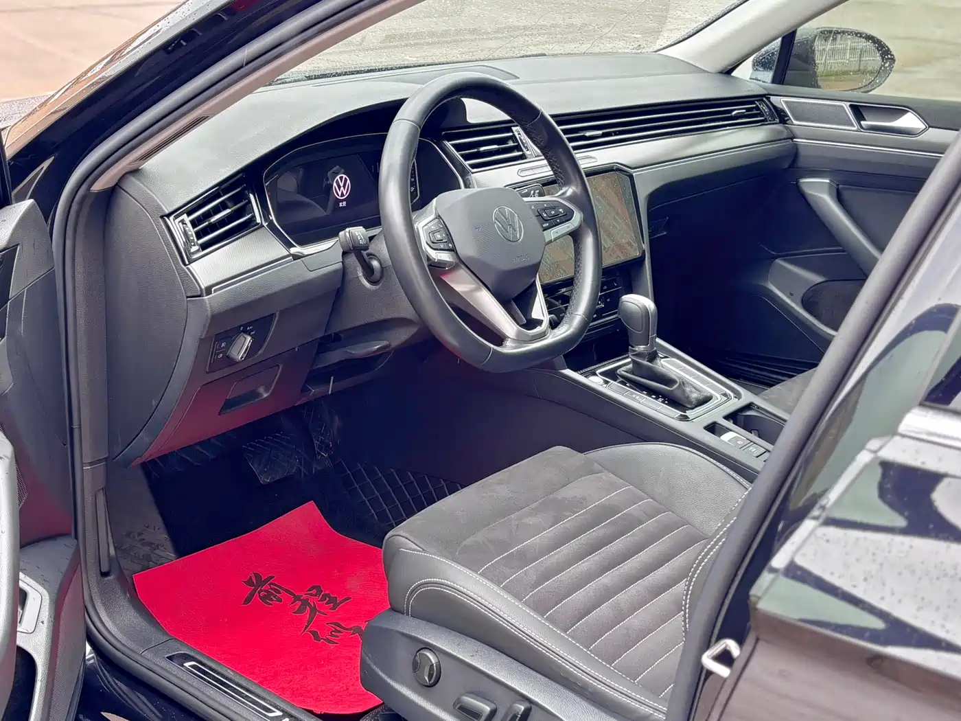 Volkswagen Magotan 2021 330TSI DSG 30th Anniversary Edition фото 9