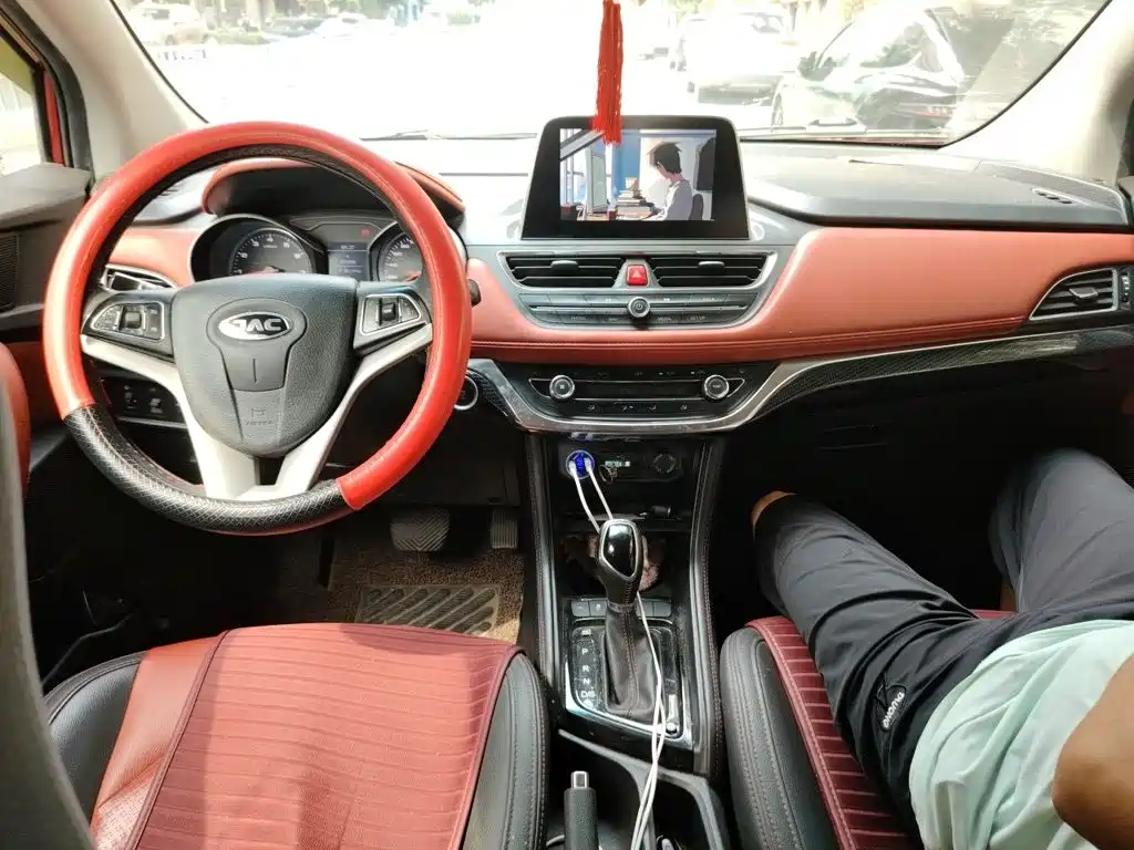 JAC Motors Refine S3 2017 2017 1.6L CVT Smart Connect