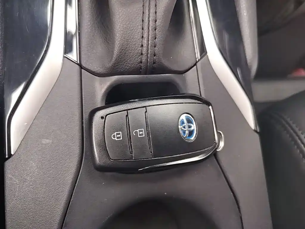Фото 9 - Toyota Corolla Cross