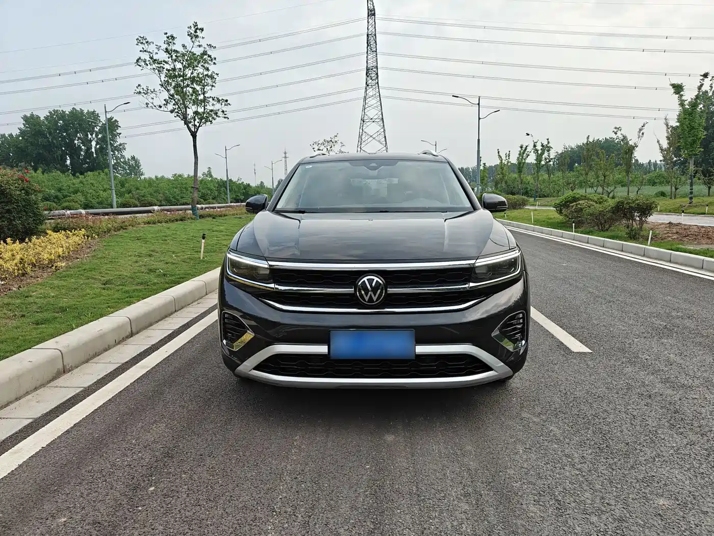 Volkswagen Talagon 2022 380TSI 4WD Luxury Premium Pro Edition 6-seater фото 2