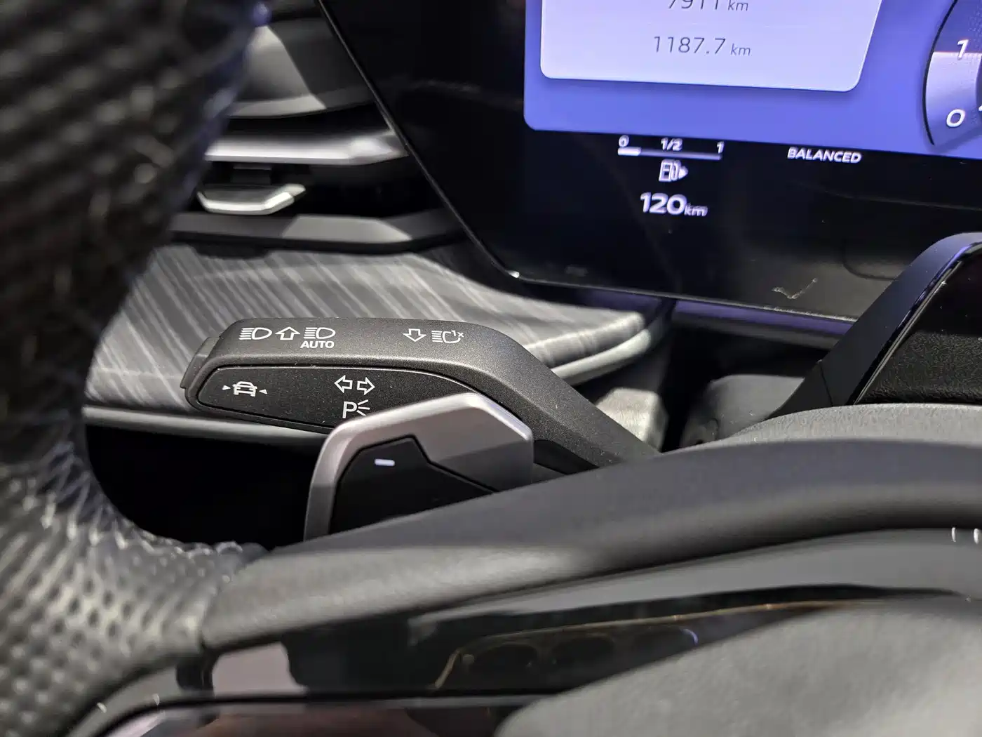 Audi Q5L 2026 Smart Hybrid Premium фото 9