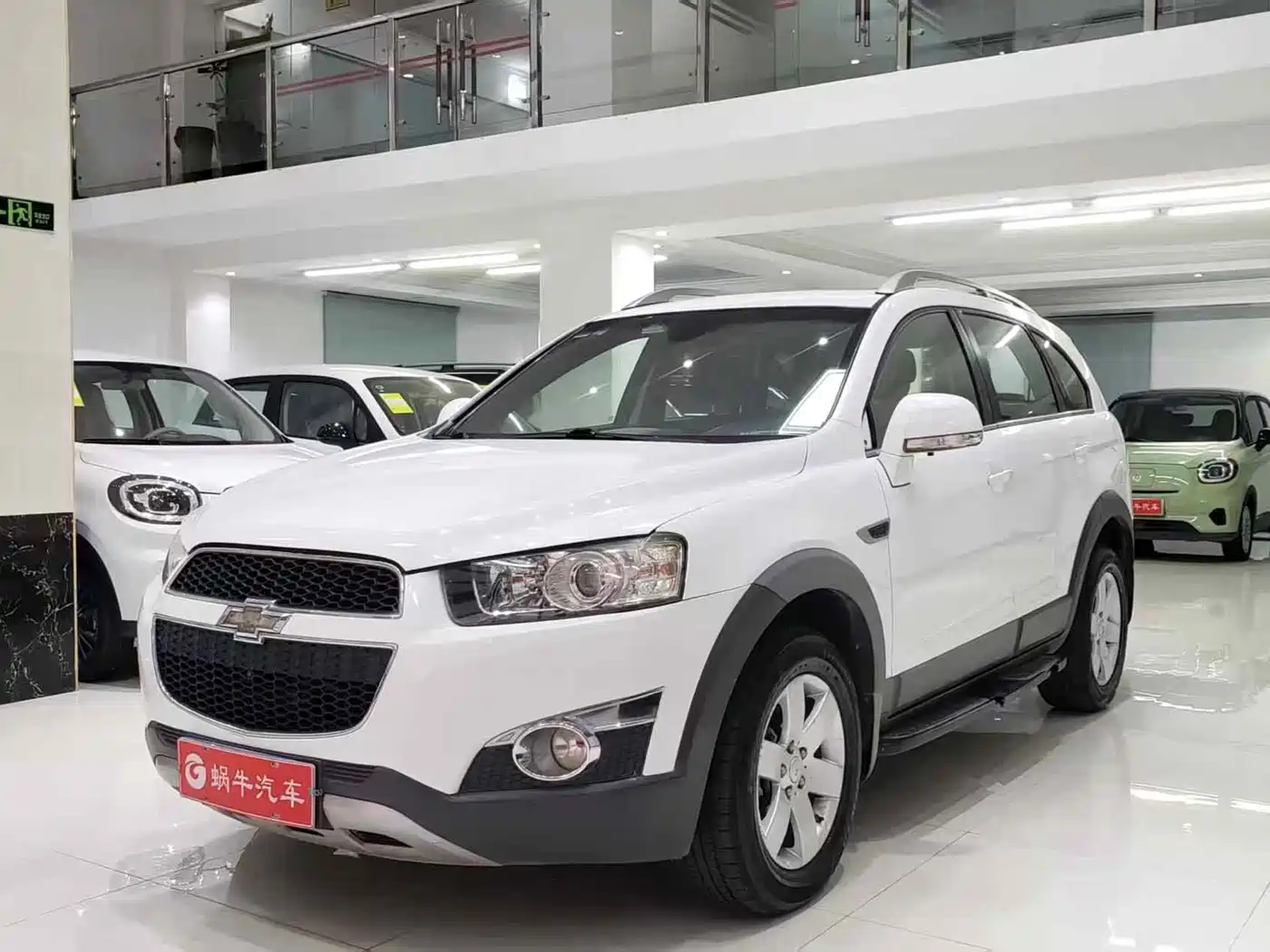 Chevrolet Captiva 2013 2014 2.4L 2WD Urban 7-seater