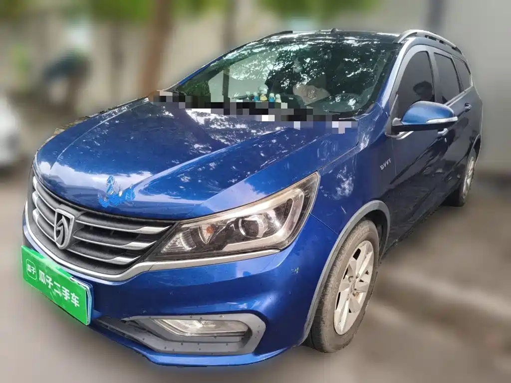 Baojun 310W 2017 2017 1.5L Manual Fashion Edition (China V)