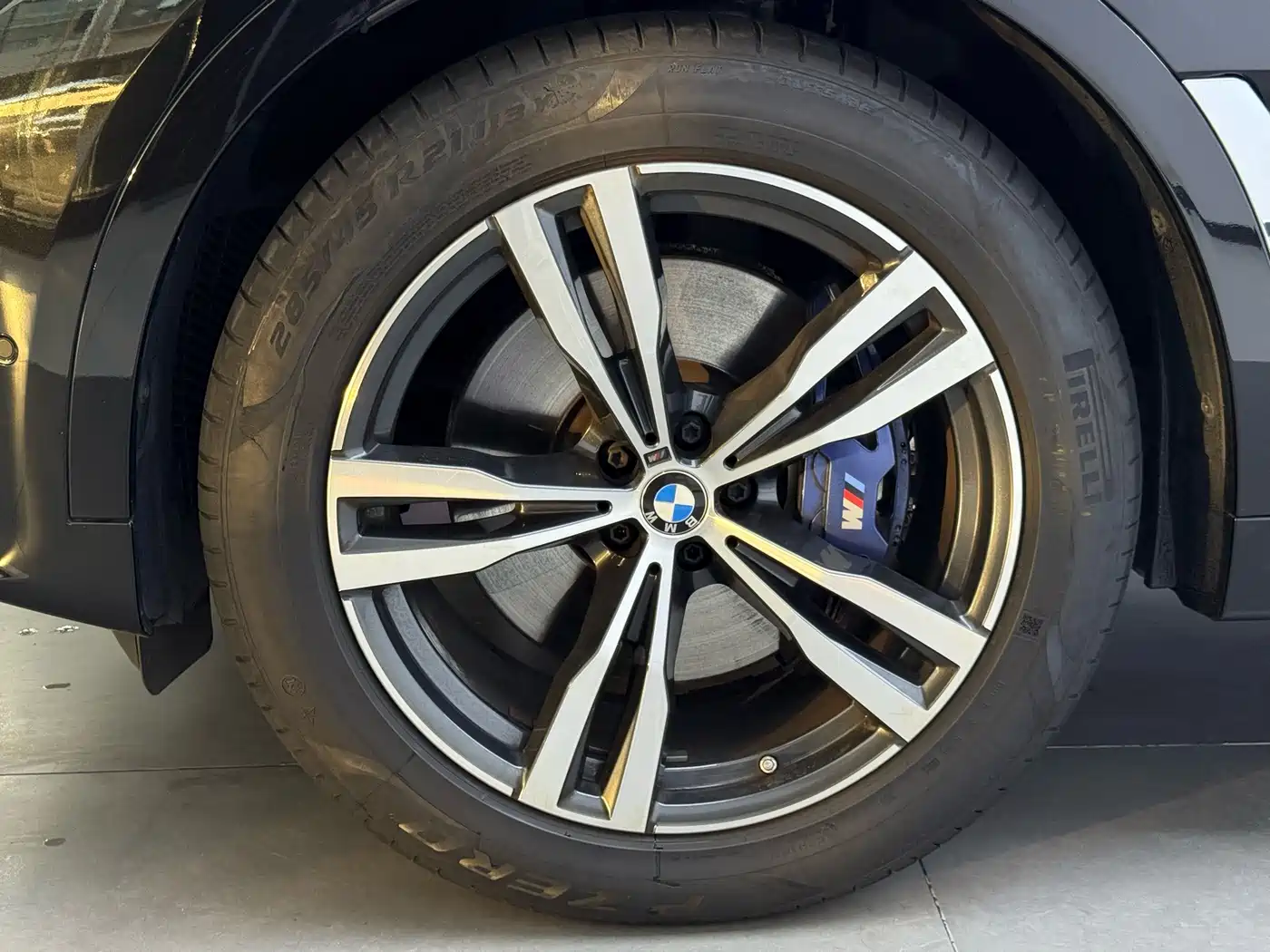BMW X7 2023 2022 xDrive40i Exclusive M Sport Package