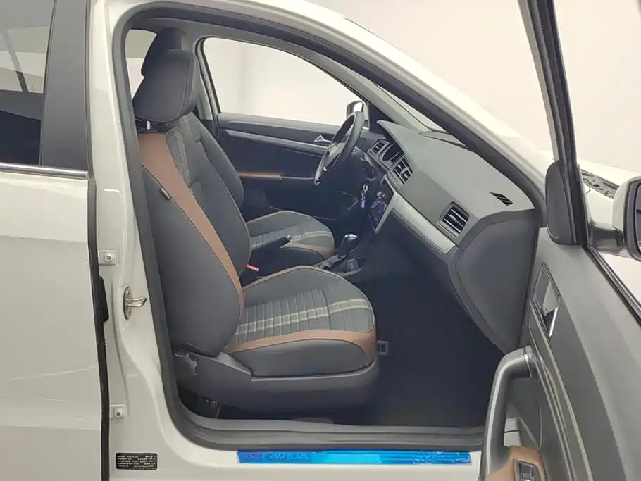 Volkswagen Lavida, миниатюра 8