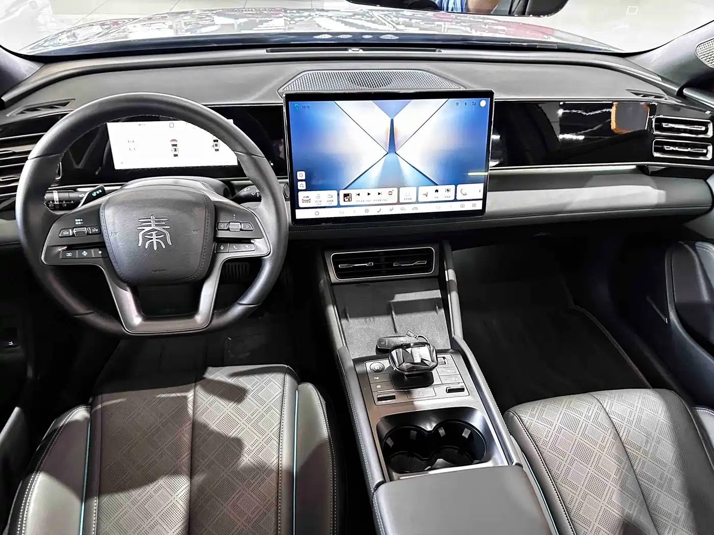 BYD Qin L 2025 2025 DM-i Smart Drive Edition 120KM Excellence Type
