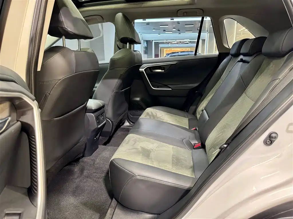 Toyota RAV4 Rongfang 2024 2.0L CVT AWD Adventure Plus Edition фото 29