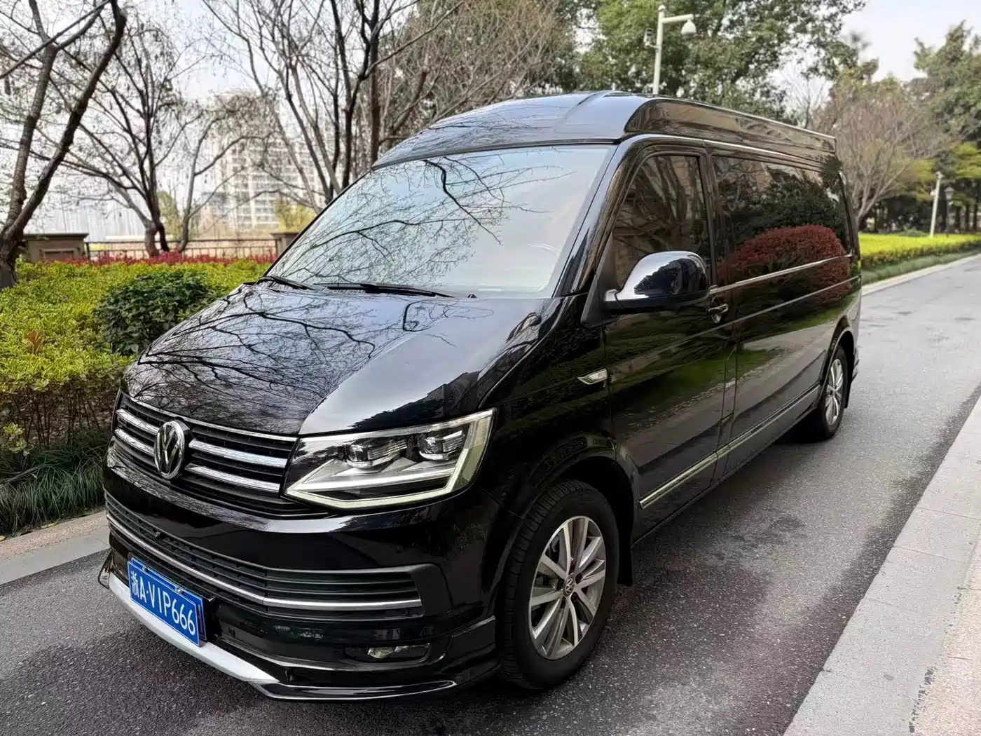 Volkswagen Caravelle 2019 2018 2.0TSI 4WD Comfort Edition 7-Seater