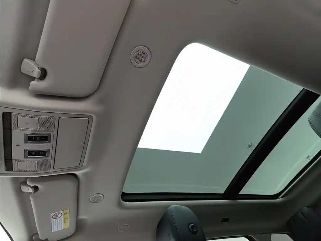 LAND ROVER RANGE ROVER AURORA NEW ENERGY