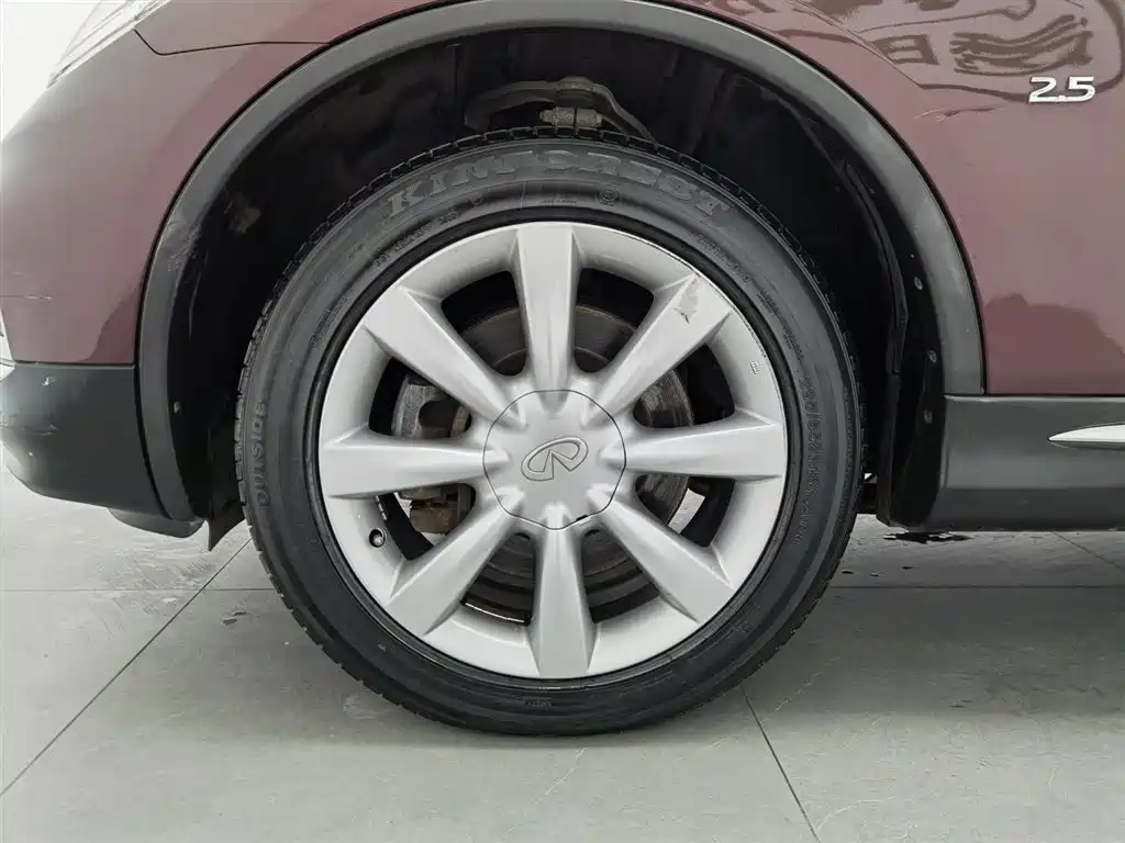 Infiniti QX50 2015 2.5L Enjoyment Edition фото 17