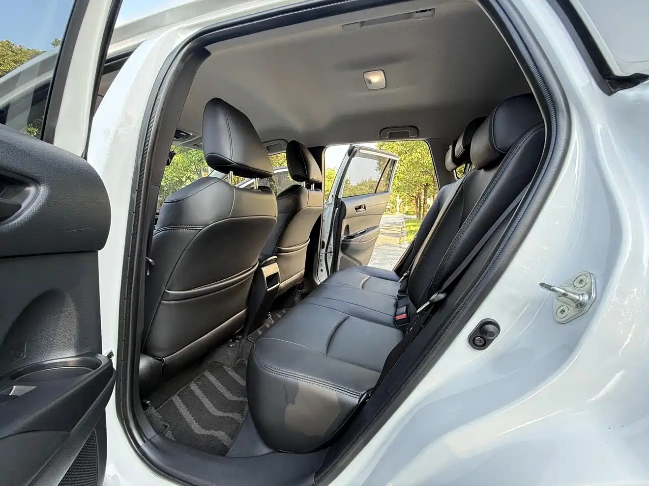 Toyota Corolla Cross 2024 2024 Model 2.0L Pioneer Edition