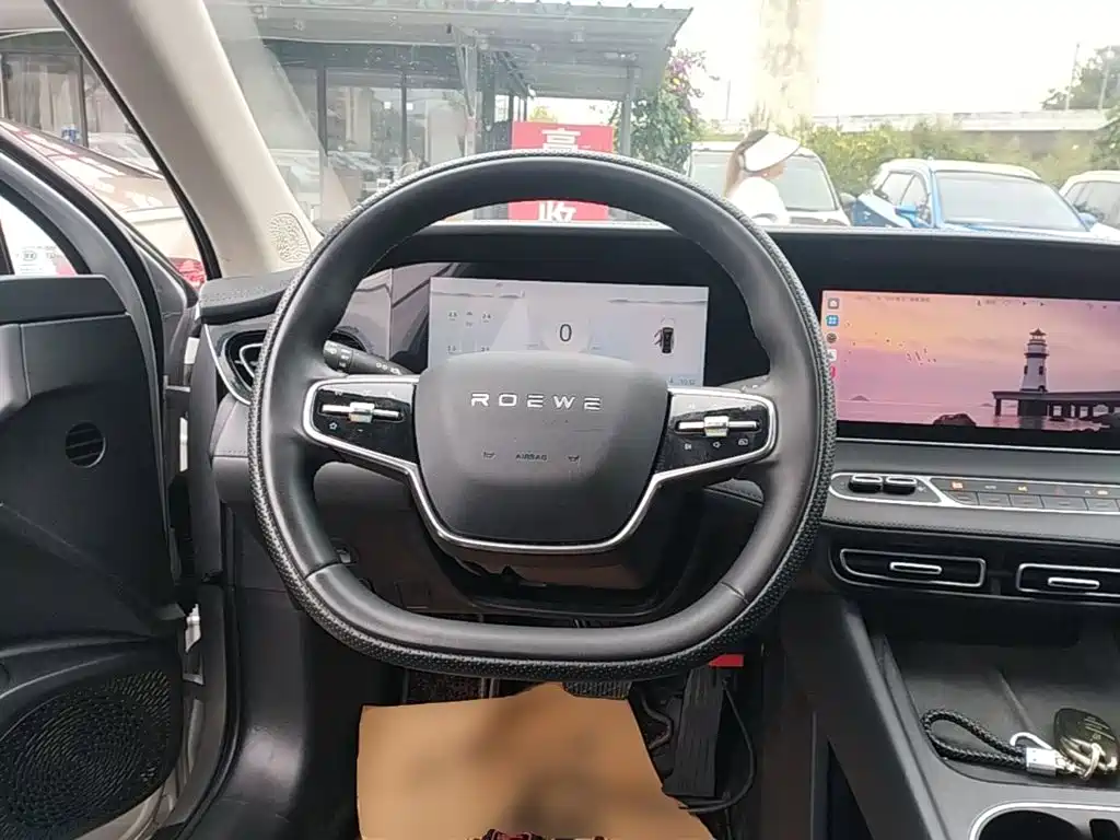 Фото 11 - Roewe D7