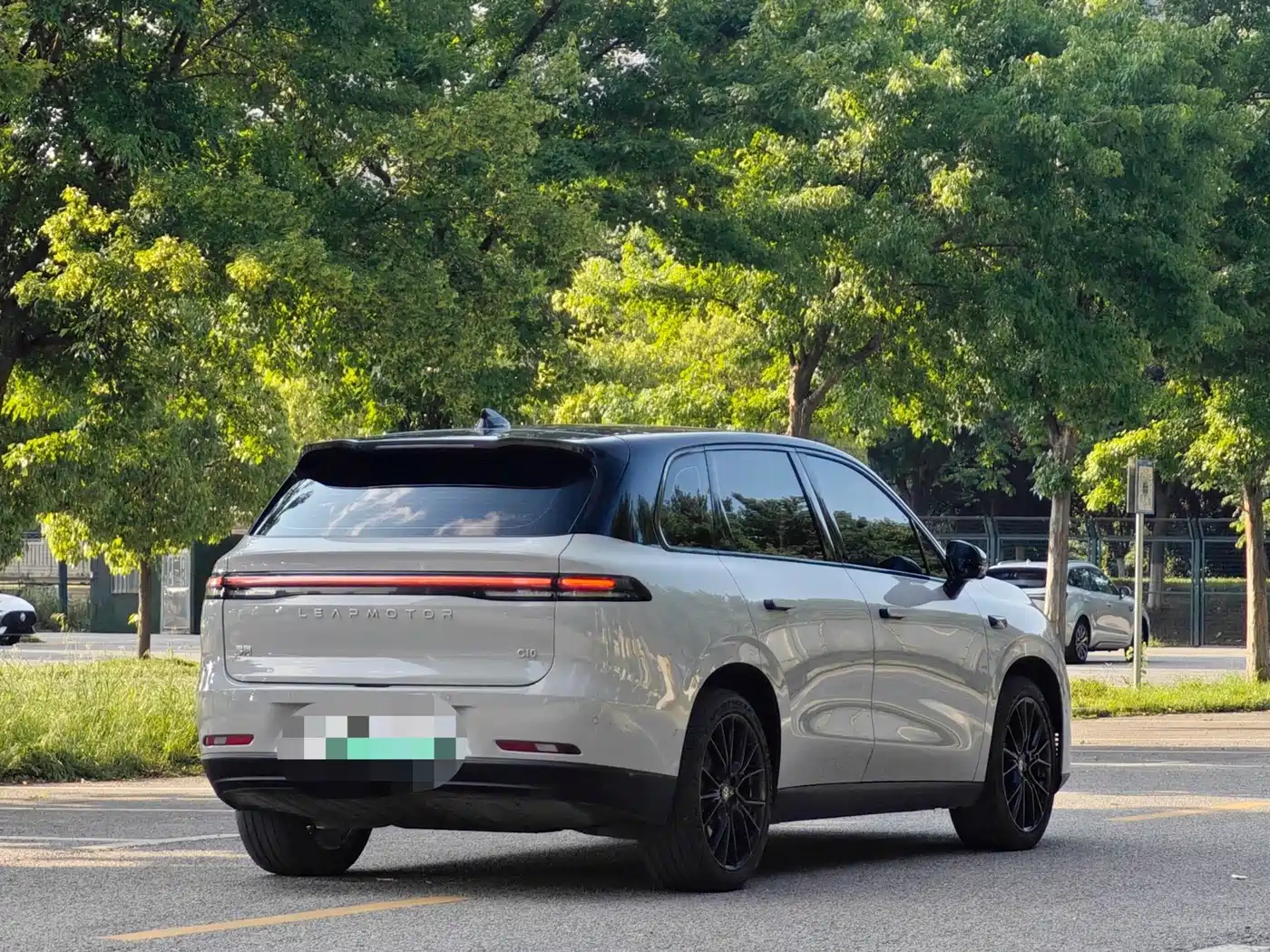 Фото 9 - Leapmotor C10