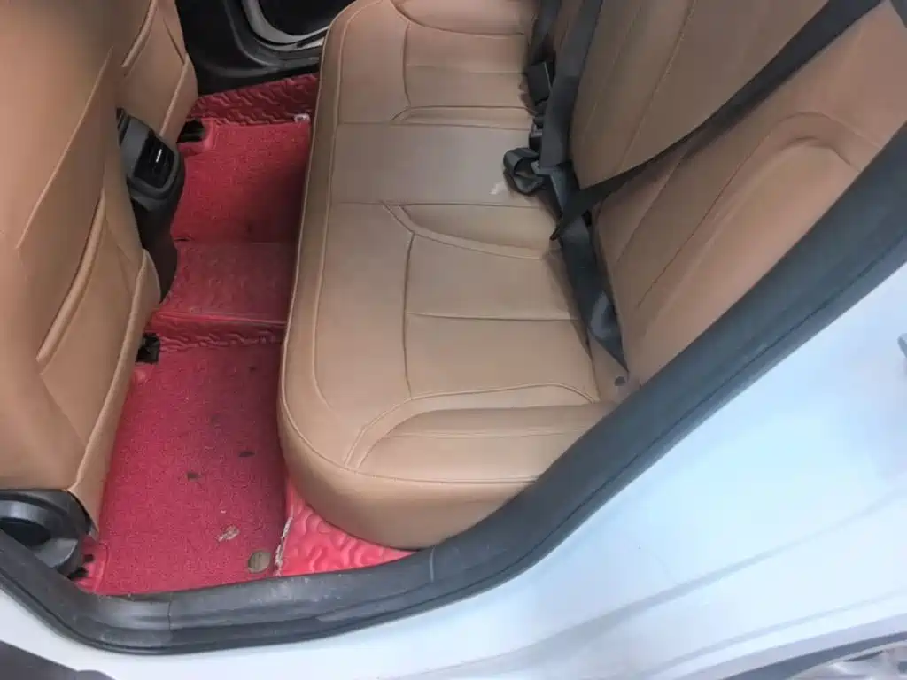 Фото 17 - Buick Excelle
