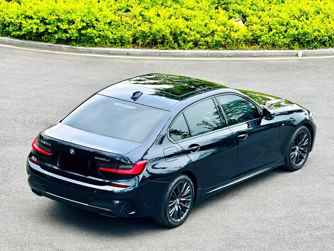 BMW 3 Series 2020 325Li M Sport Black Night Package фото 9