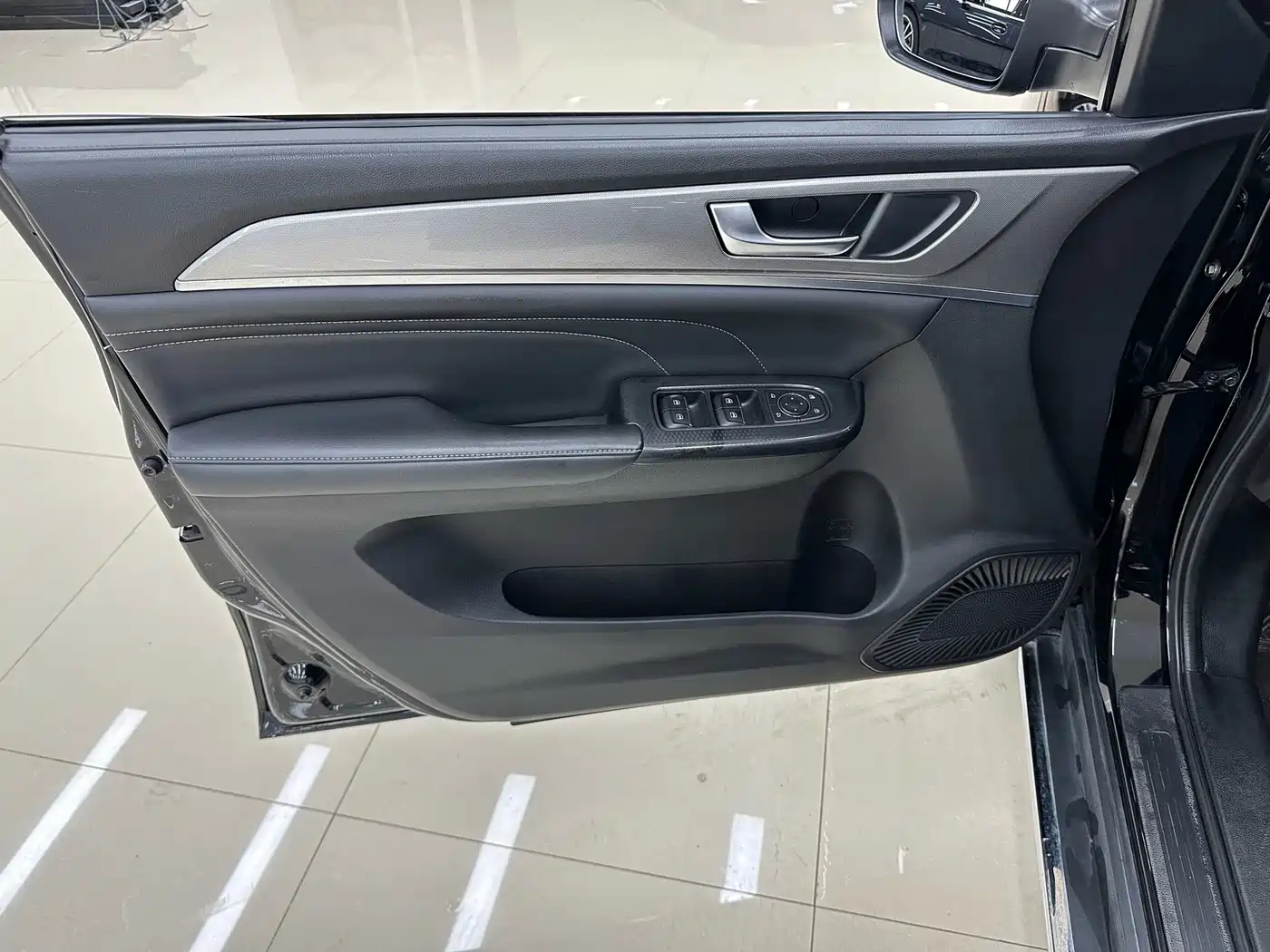 Haval M6 2023 2021 PLUS 1.5T DCT Luxury Smart Connect
