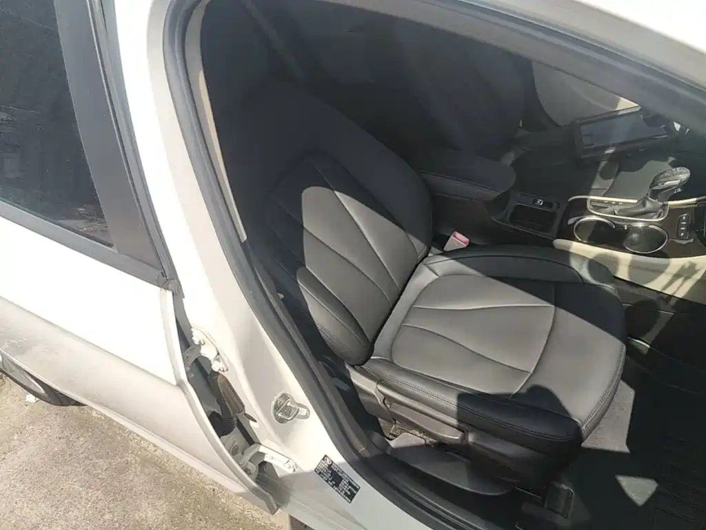 Фото 25 - Buick Verano