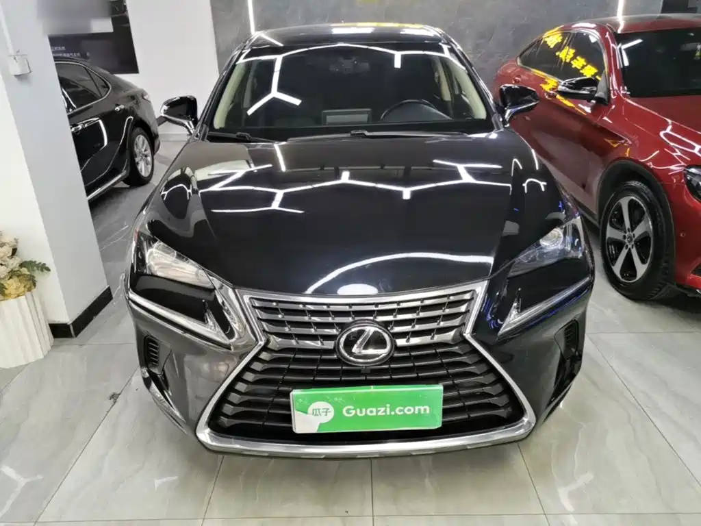 Photo 3 - Lexus NX
