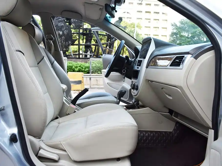 Photo 8 - Buick Excelle
