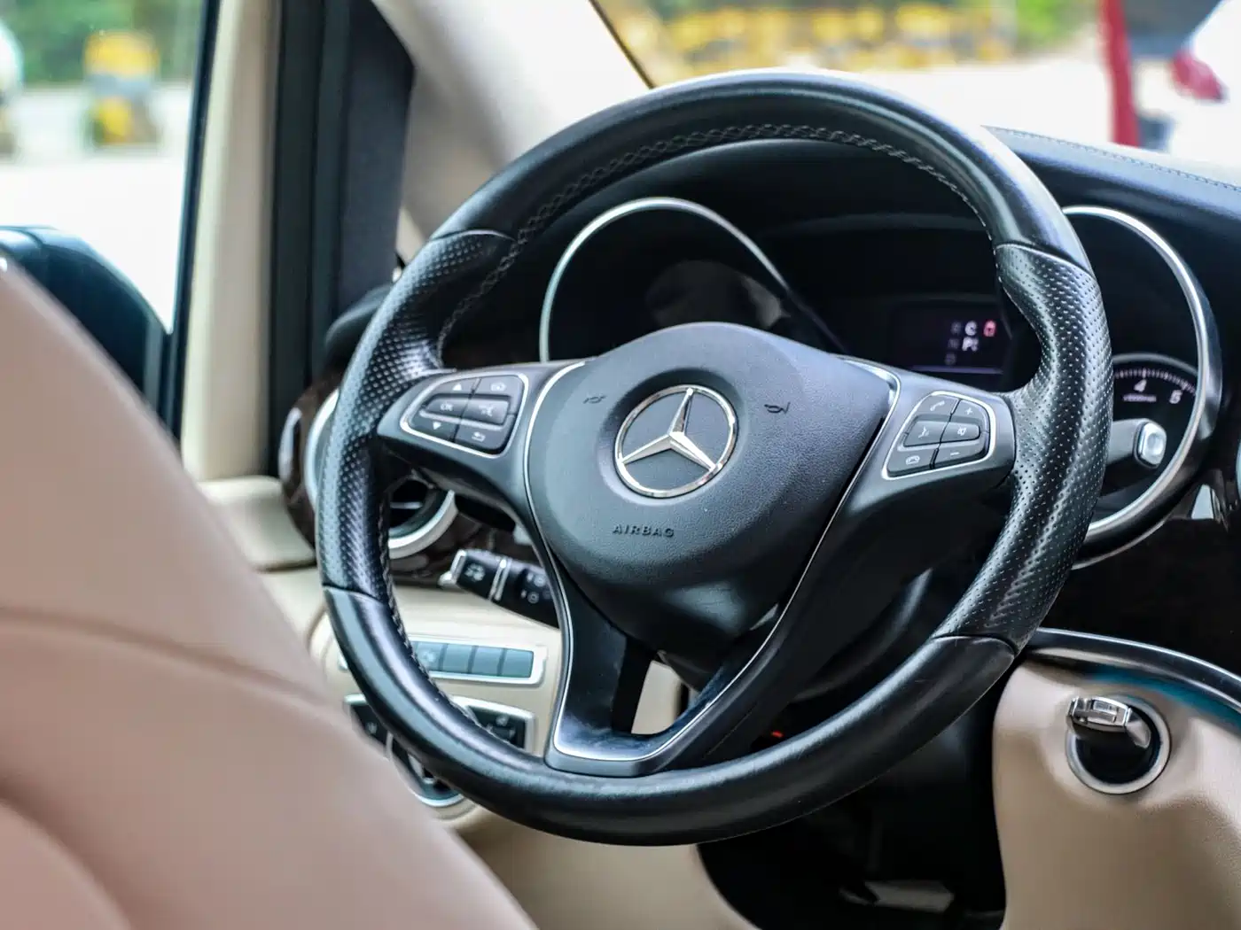 Mercedes-Benz V-Class 2016 V 260 Premium Edition фото 5