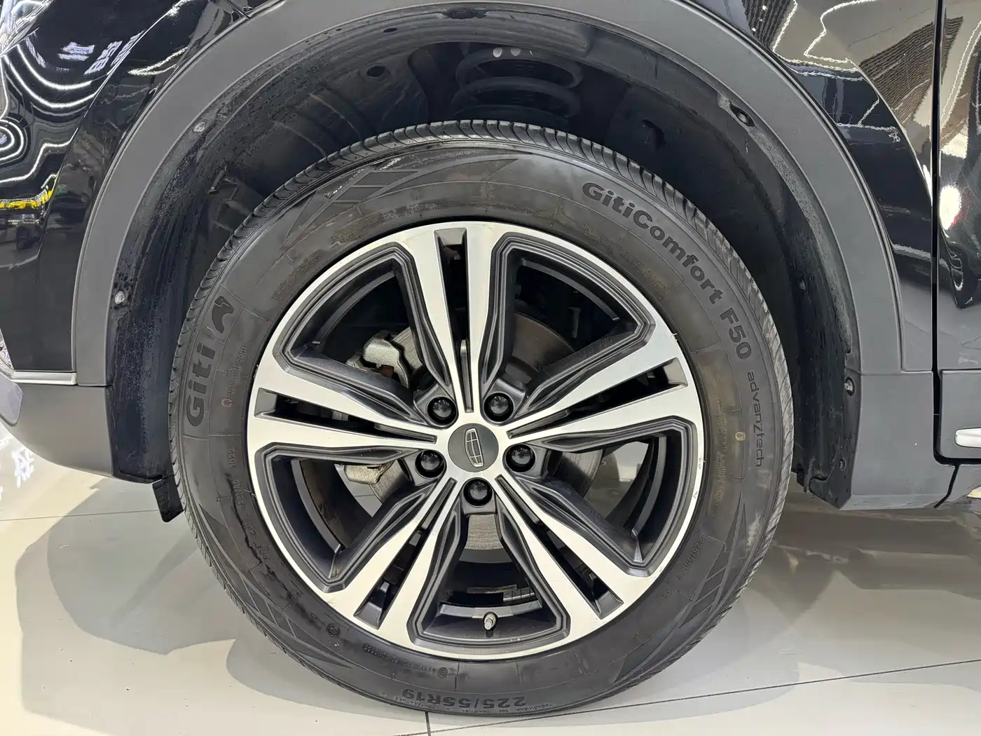 GEELY AUTOMOBILE BOYUE