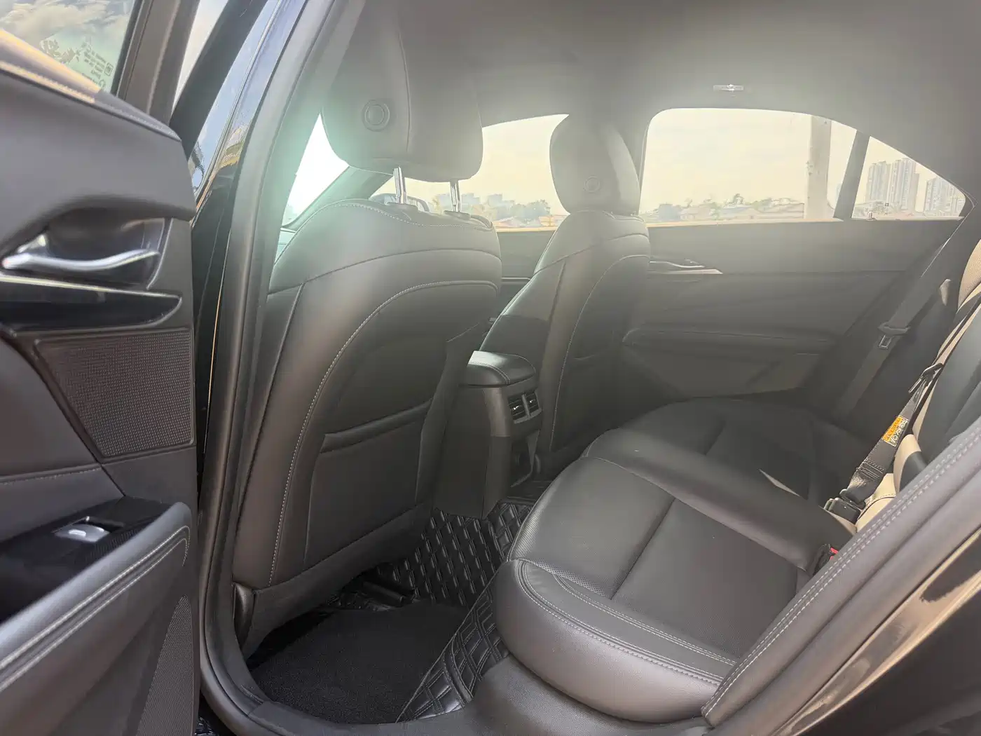 Cadillac CT4 2024 2023 25T Luxury Model