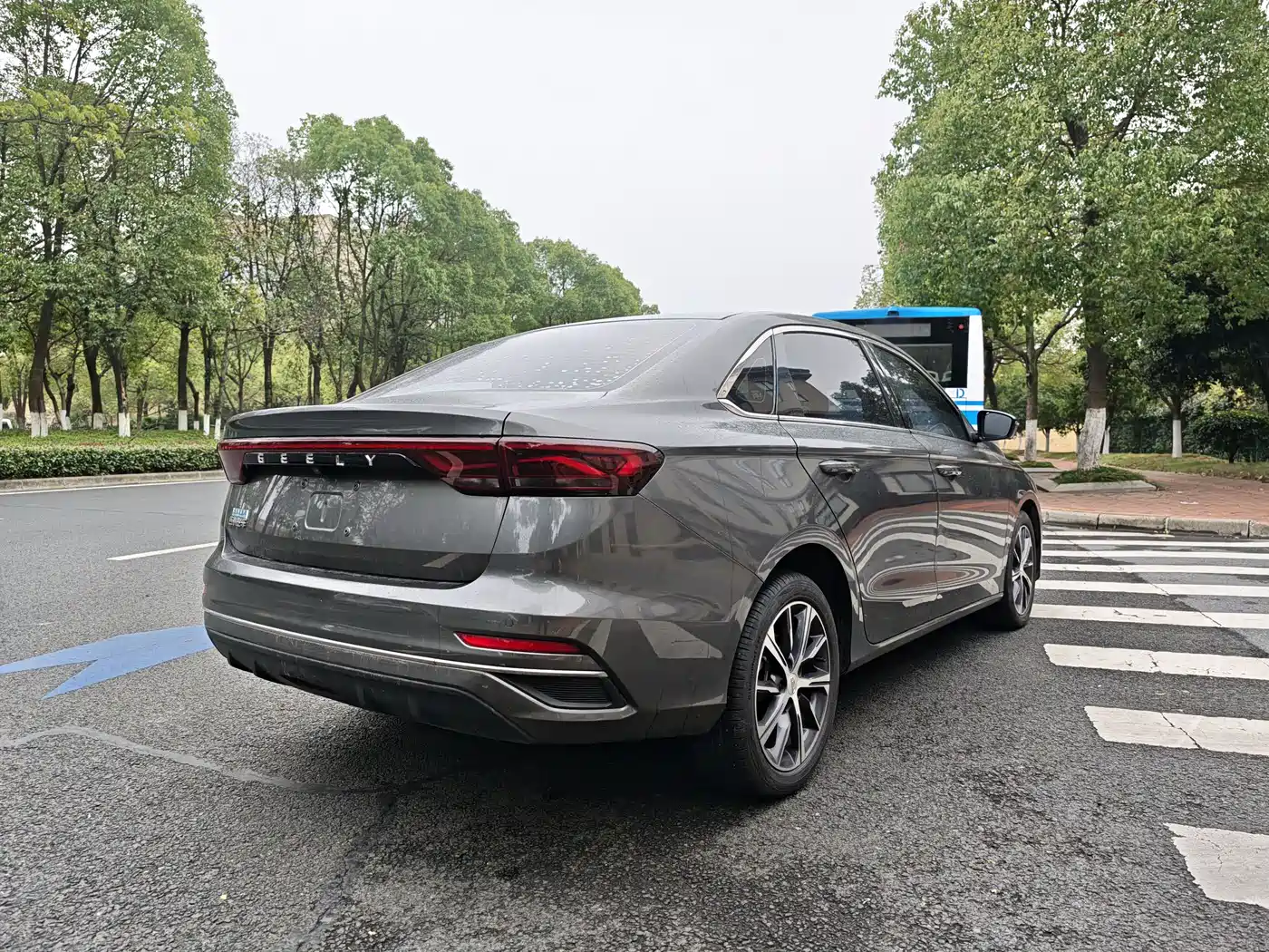 GEELY AUTOMOBILE EMGRAND