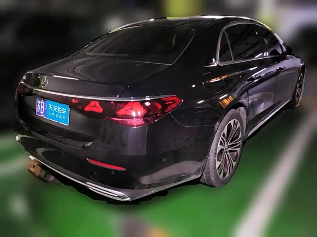 Mercedes-Benz E-Class, миниатюра 2