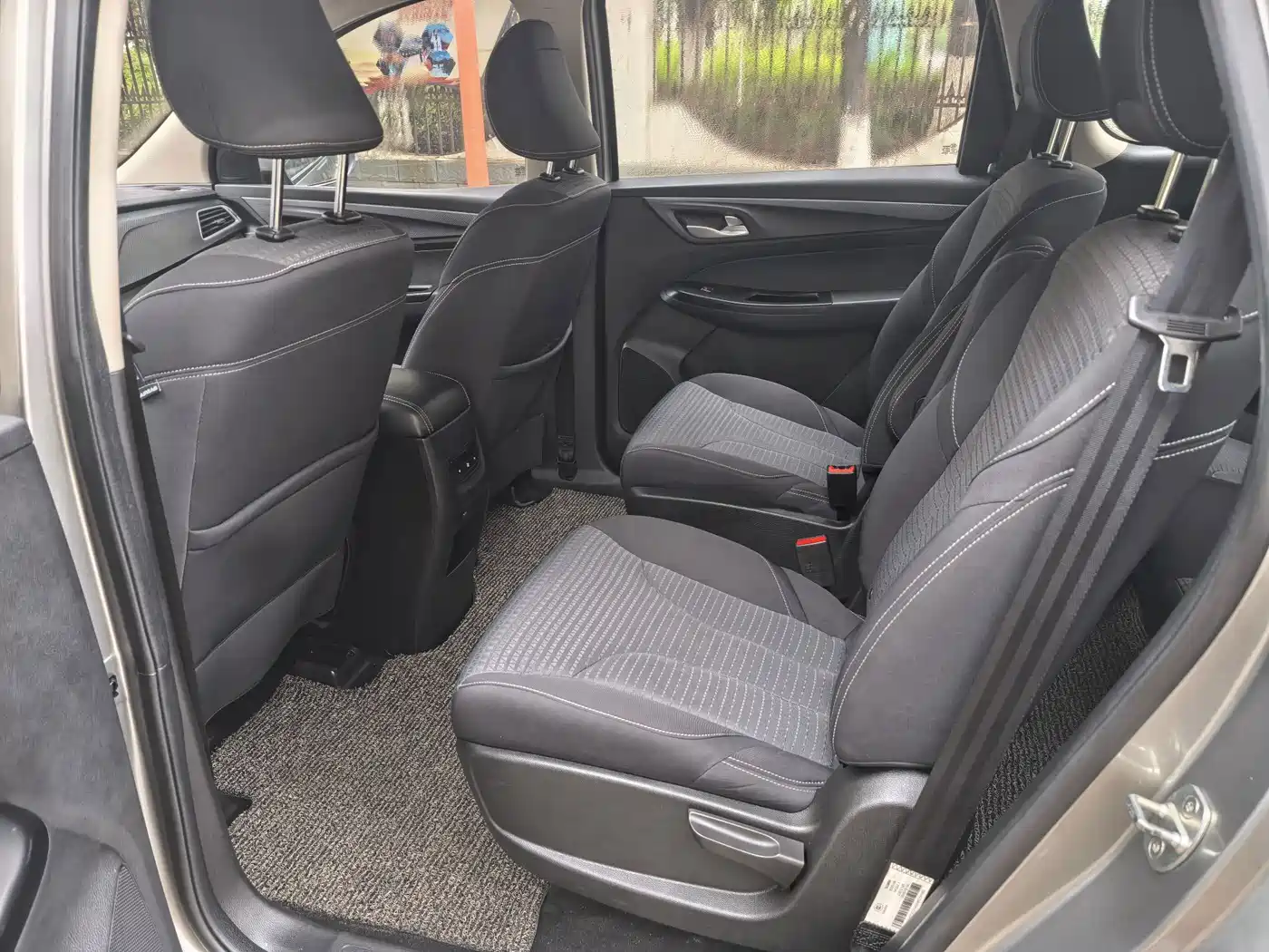 Baojun 730 2020 2019 1.5L Manual Fashion Edition 7-Seater China VI