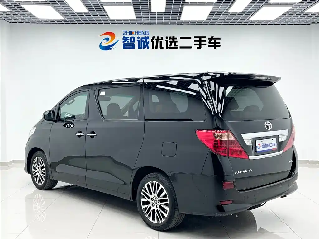 Toyota Alphard 2011 3.5L Luxury Edition фото 28