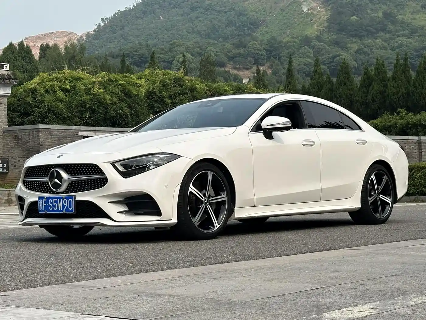 Mercedes-Benz CLS