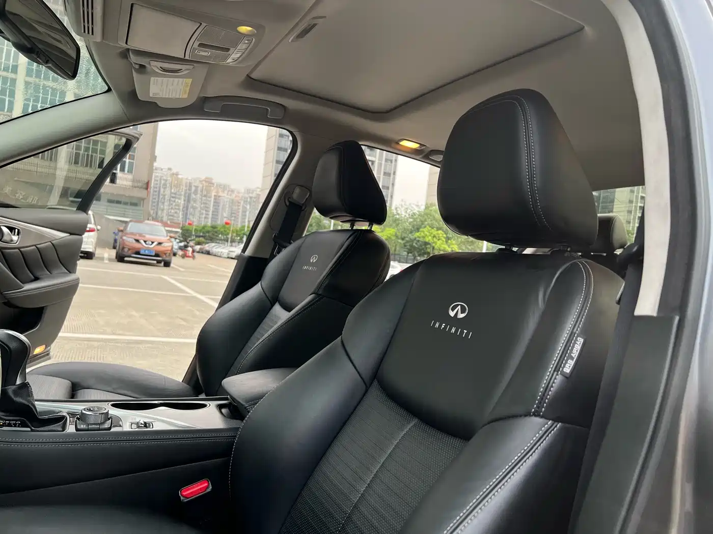 Infiniti Q50 2014 3.7L Luxury Sport фото 19