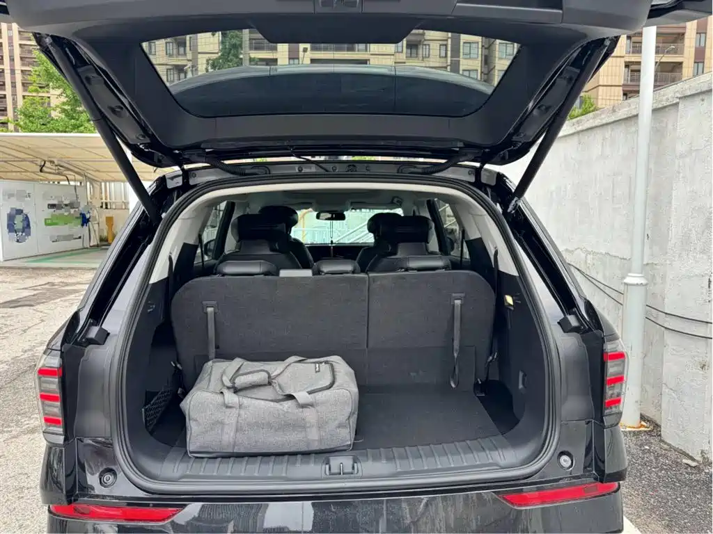 Фото 5 - Ford Edge