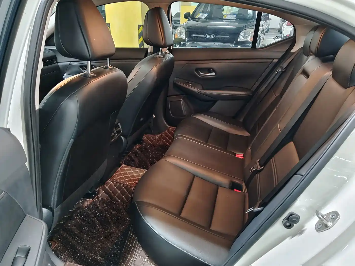 صورة 8 - Nissan Sylphy