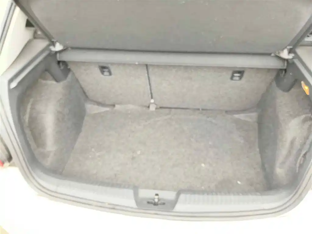 Фото 5 - Volkswagen Polo