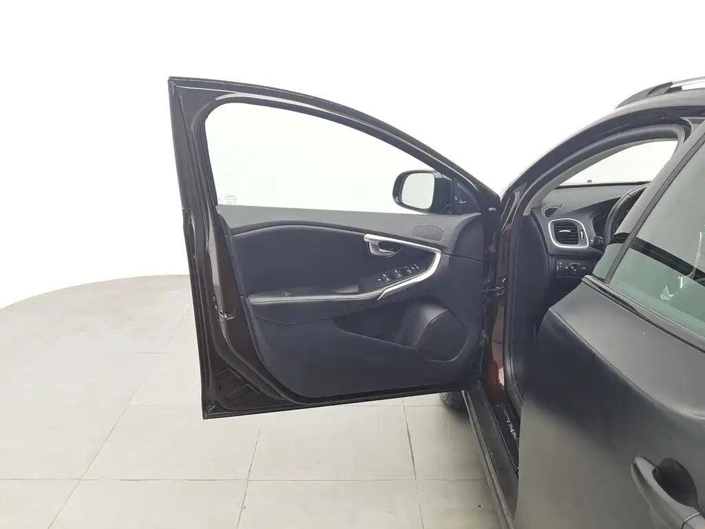 Volvo V40 2017 2017 Cross Country T3 Inscription