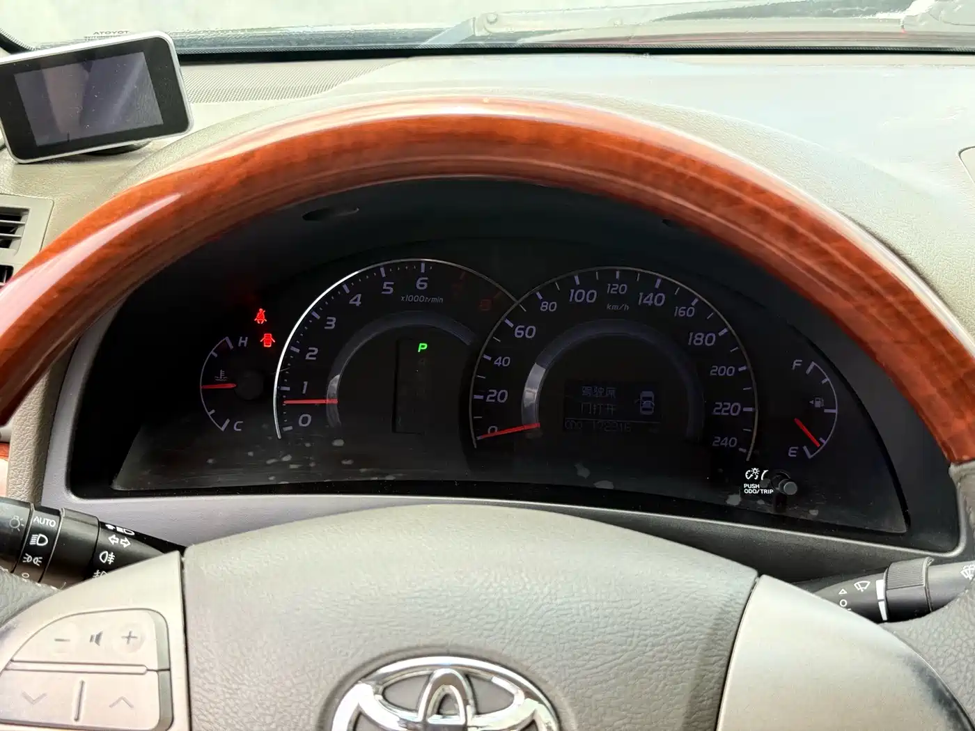 Photo 7 - Toyota Camry
