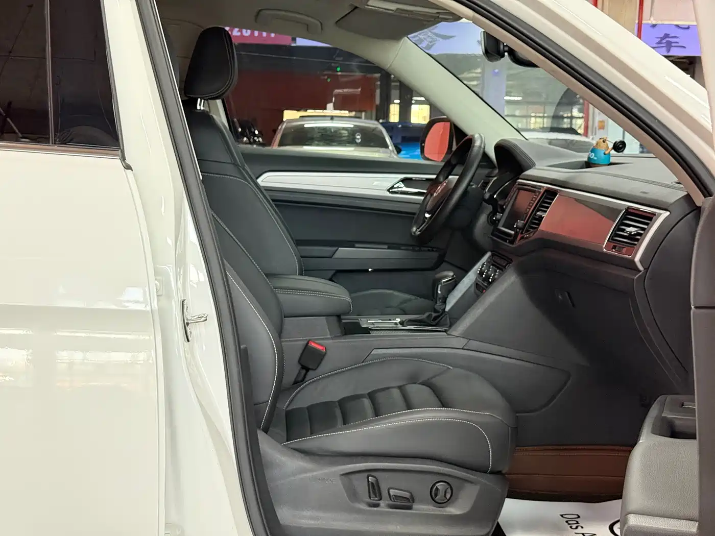 Volkswagen Teramont 2017 330TSI 2WD Luxury фото 11