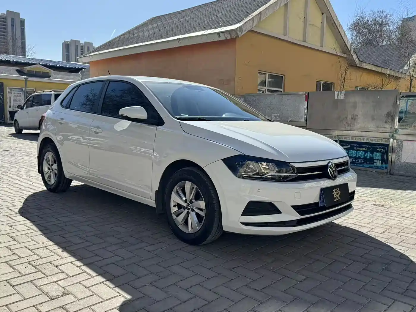 Volkswagen Polo 2023 Plus 1.5L Auto Joyful Living Edition фото 2