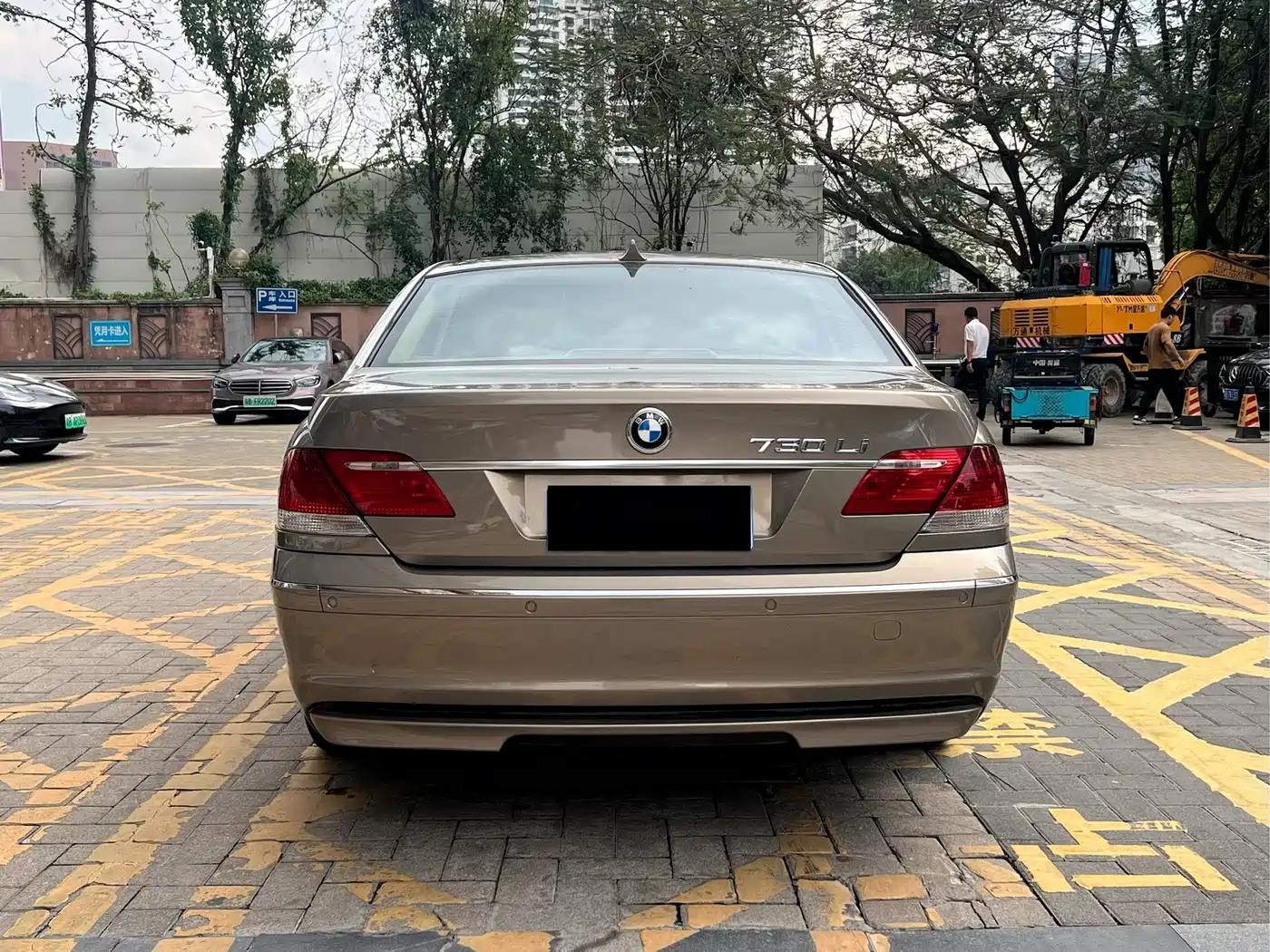 BMW 7 Series 2005 Model 730Li фото 10