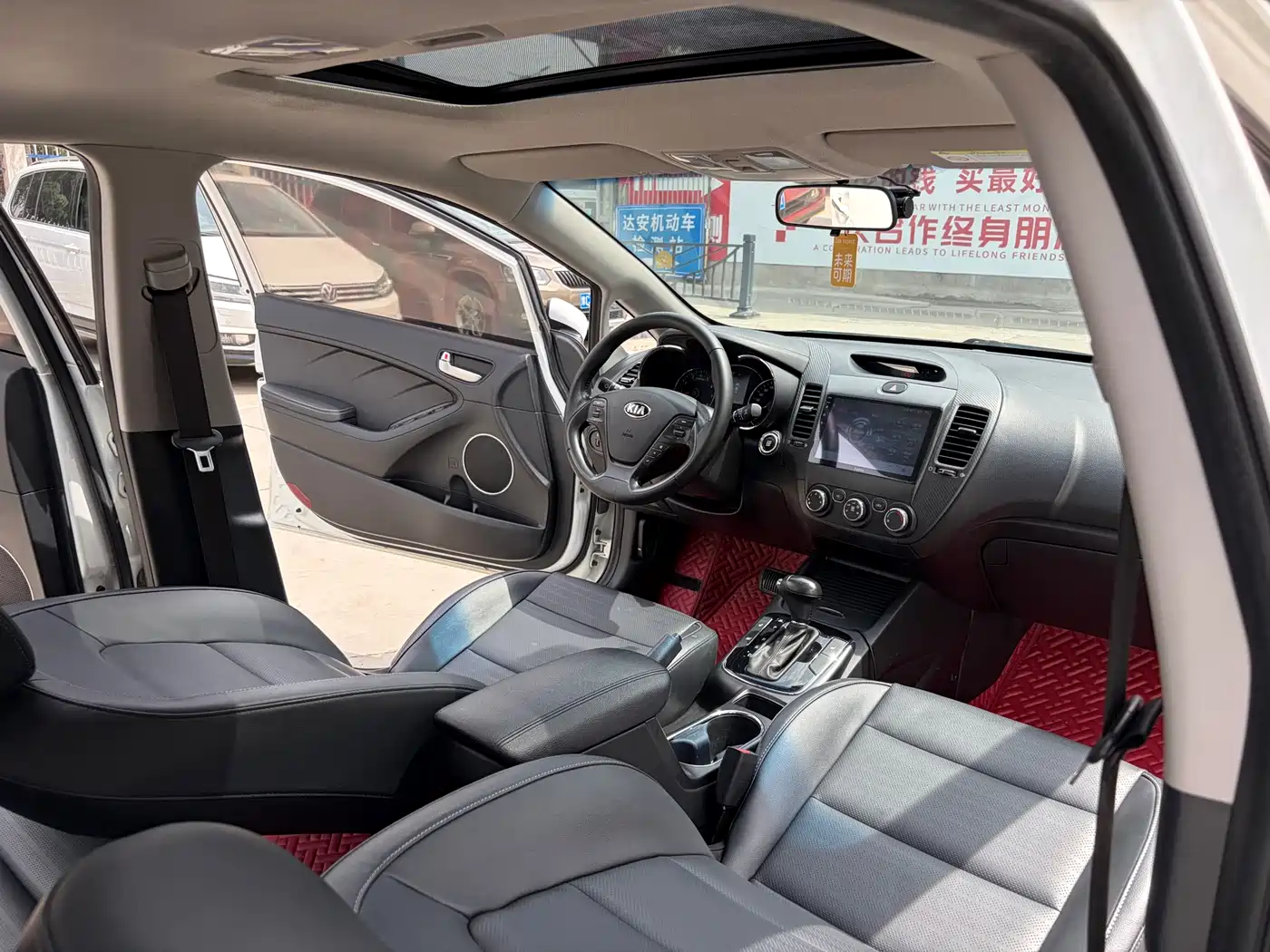 KIA K3