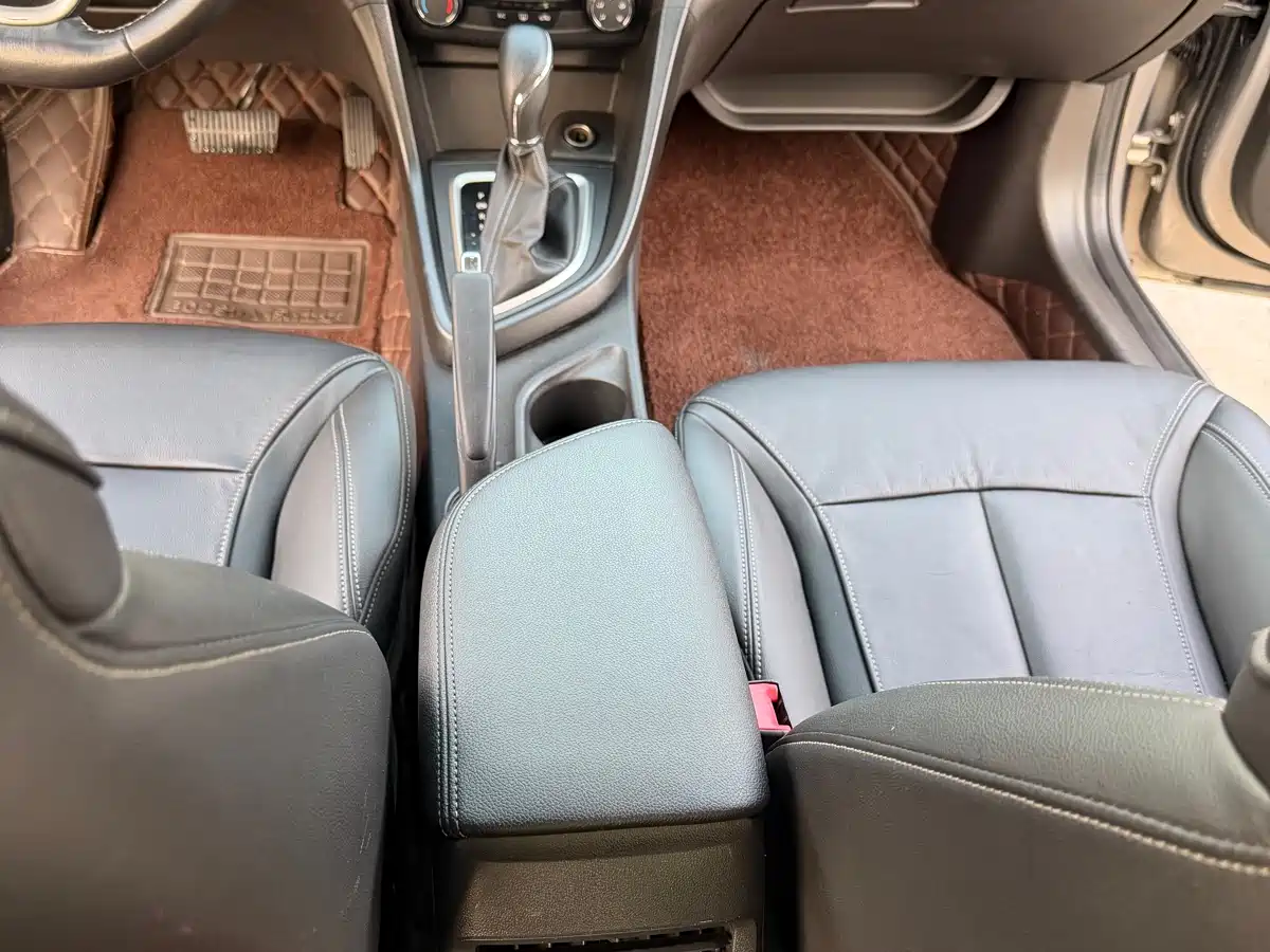 Buick Excelle 2018 18T Automatic Elite фото 13