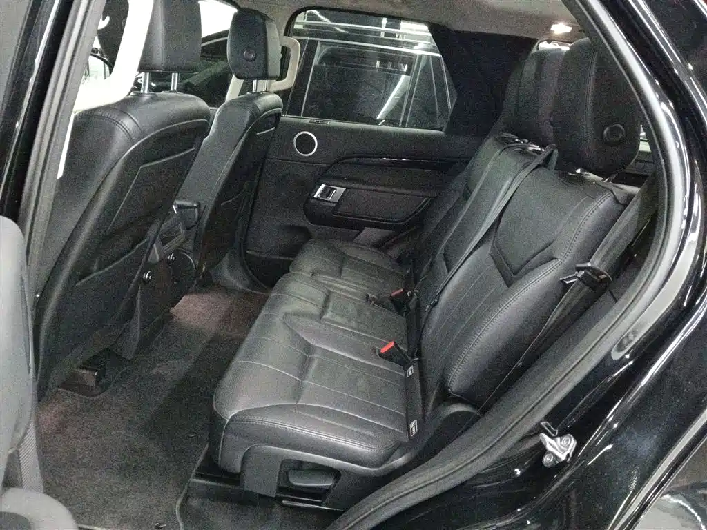 Land Rover Discovery 2018 3.0 SC V6 SE фото 17