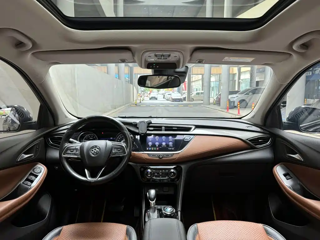 Фото 11 - Buick Encore GX