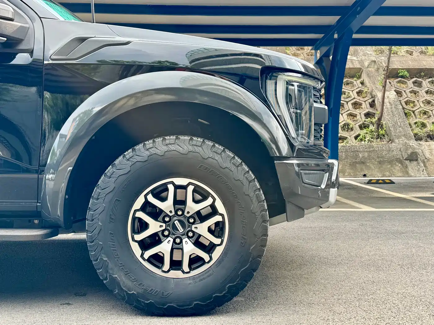 FORD F-150 RAPTOR